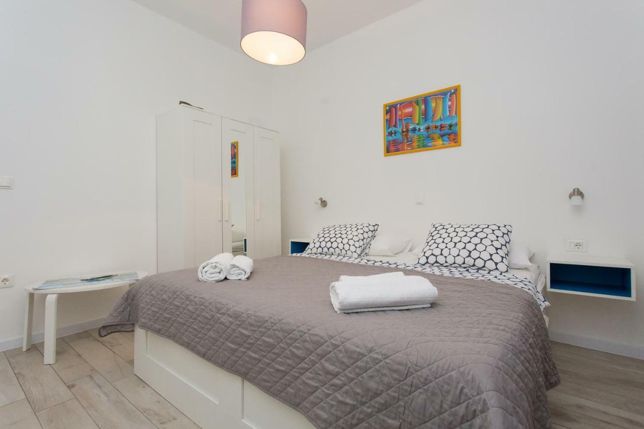 Apartments Pinery Makarska Exterior foto