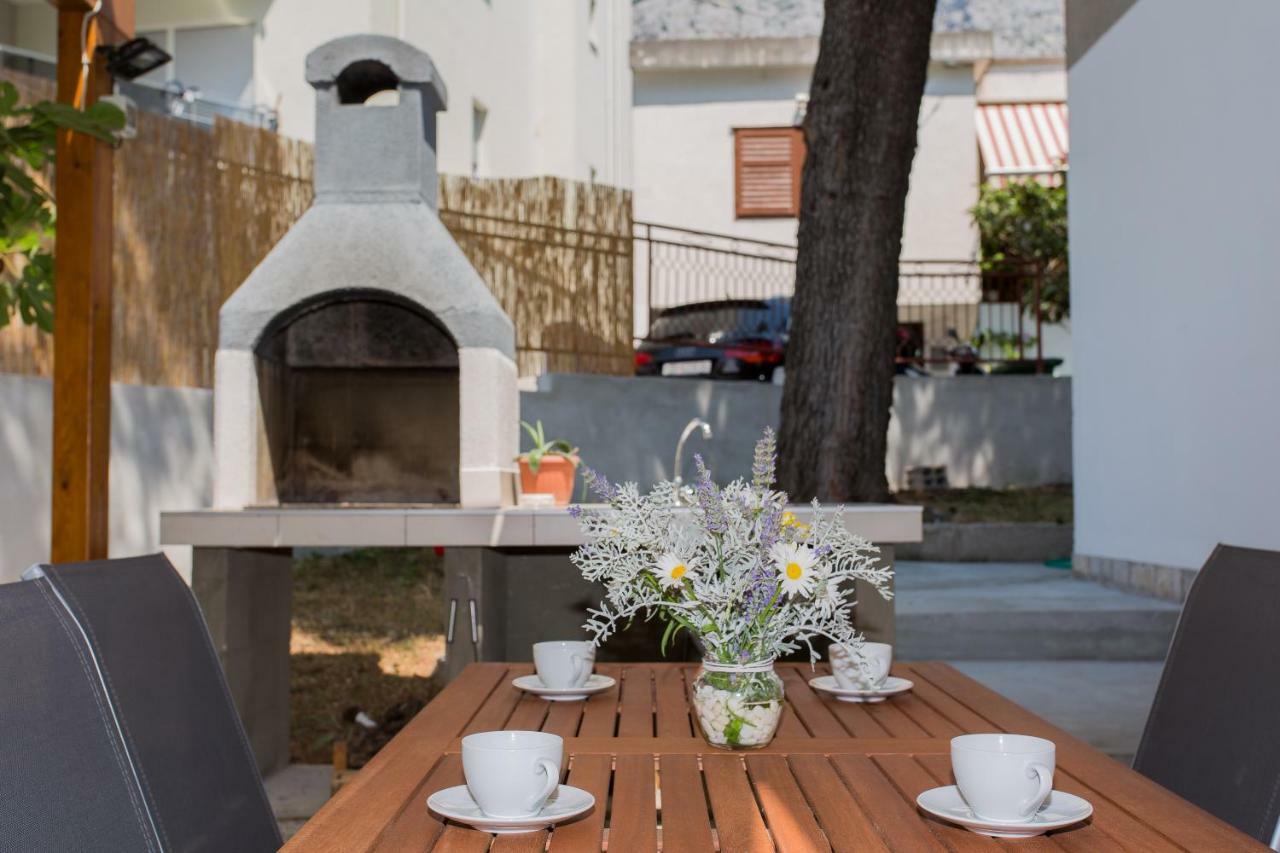 Apartments Pinery Makarska Exterior foto